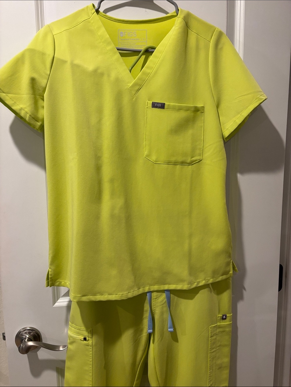 Figs Neon Yellow V-Neck Scrub Top and Pants Set